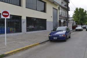 EE COMENZÓ A REGIR EL SENTIDO ÚNICO DE CIRCULACIÓN EN CALLE EVITA 1