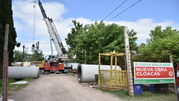 EE CONTINÚA OBRA DE CLOACAS QUE BENEFICIARÁ A MÁS DE 60 MIL VECINOS 2