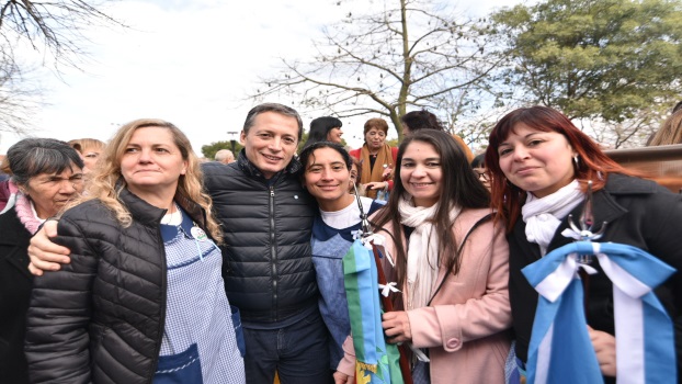 EE DÍA DE LA INDEPENDENCIA JUNTO A VECINOS DE EL JAGÜEL 2