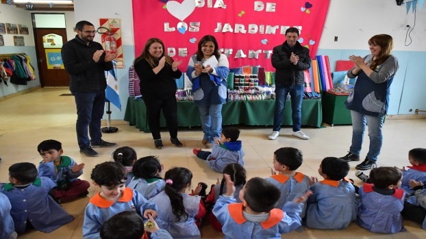 EE DÍA DEL JARDÍN DE INFANTES 1