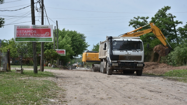 EE EL MUNICIPIO AVANZA CON LA PAVIMENTACIÓN EN HORMIGÓN 2