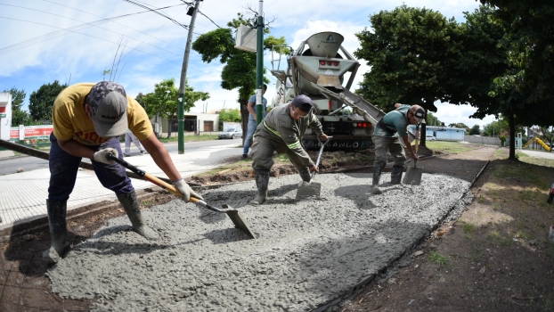 EE EL MUNICIPIO AVANZA CON OBRAS DE PUESTA EN VALOR EN LA PLAZA DE LA CULTURA 2