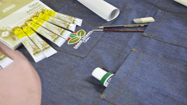 EE EL MUNICIPIO ENTREGÓ MÁS DE 700 KITS A CURSOS DE ESCUELA DE ARTES Y OFICIOS 2