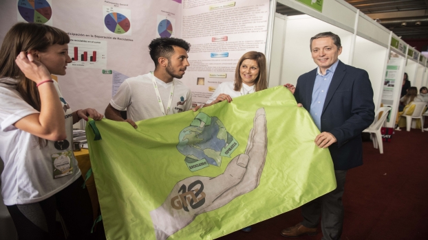 EE FG JNTO A LA COMUNIDAD EDUCATIVA EN LA FERIA DE ARTES CIENCIAS Y TECNOLOGÍAS 3