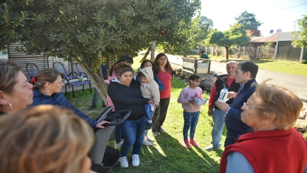 EE OBRA DE ASFALTO EN EL BARRIO SANTA LUCÍA 1