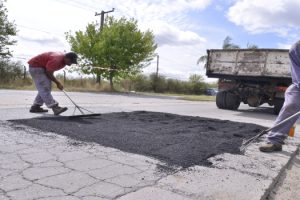 EE OBRAS DE BACHEO EN CANNING 1