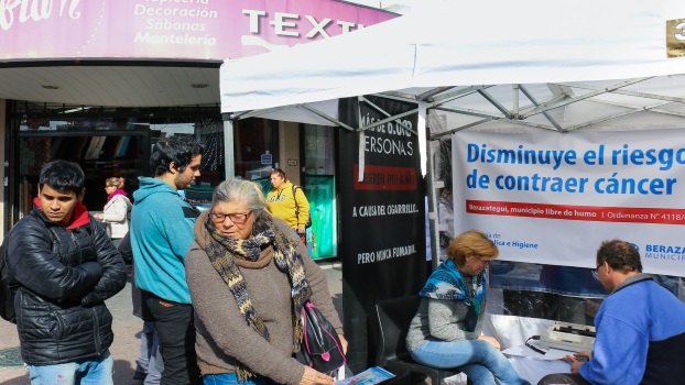 JORNADA POR EL DÍA MUNDIAL SIN TABACO EN LA PEATONAL (2)