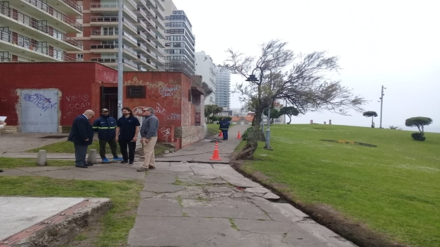 MGP - El intendente Arroyo y Leitao supervisaron las tareas de la Unidad Antigrafitti 01