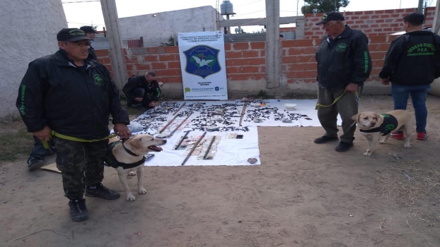 MS Dos dealers detenidos por venta de drogas en Quilmes (5)
