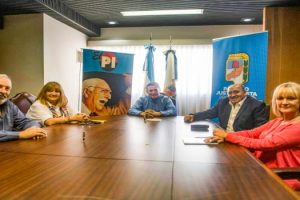 PJ REUNIÓN CON EL PARTIDO INTRANSIGENTE