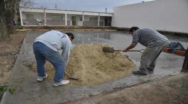 ee Obras de refacción- Primaria 8 y Secundaria 22 (2)