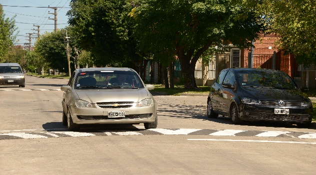 ee Reductores de velocidad