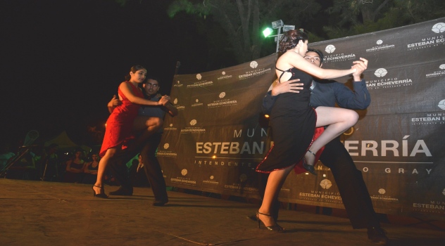 ee-festtango-13-12-1