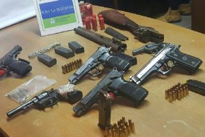 ms Detenidos por exhibir armas por Facebook