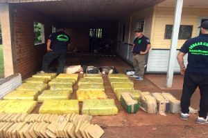 ms Secuest700kgMarihuana