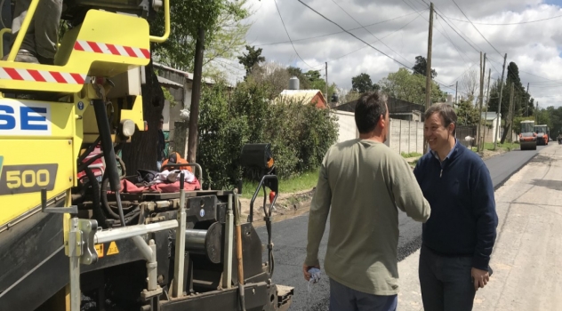 AB ASFALTO EN CLAYPOLE Y DON ORIONE