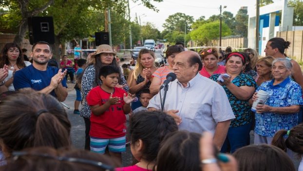 BERAZATEGUI SE INAUGURARON EN BUSTILLO 300 METROS DE NUEVO PAVIMENTO (3)