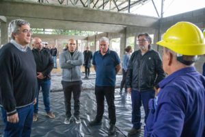 Carlos Balor y el ministro Javier Rodríguez recorrieron la obra del futuro Mercado Bonaerense