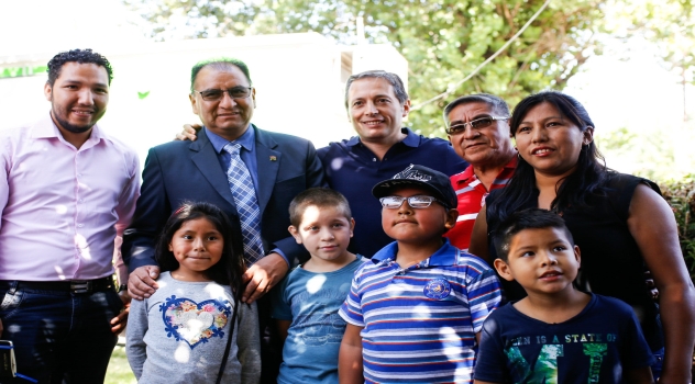 EE BARRIO LA TORRES CON EMBAJADOR 1