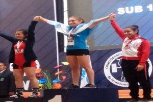 EE CAMPEONA PESAS