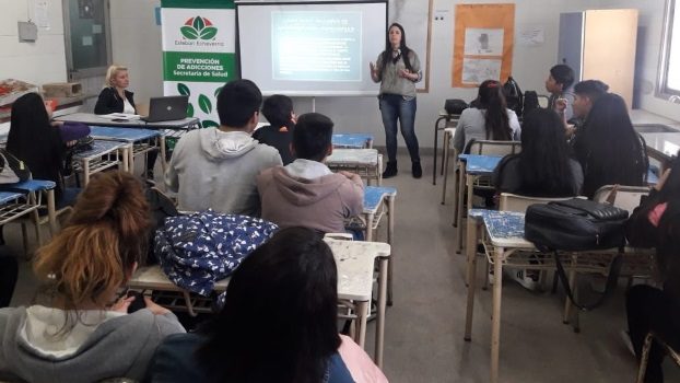 EE CONTINÚAN LOS TALLERES DE PREVENCIÓN DE ADICCIONES