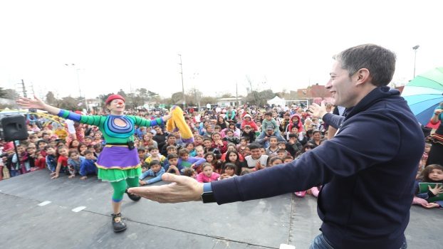 EE DÍA DEL NIÑO EN PLAZAS DEL DISTRITO