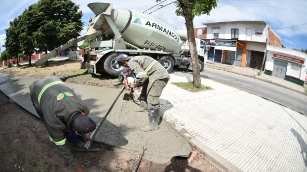 EE EL MUNICIPIO AVANZA CON OBRAS DE PUESTA EN VALOR EN LA PLAZA DE LA CULTURA 1