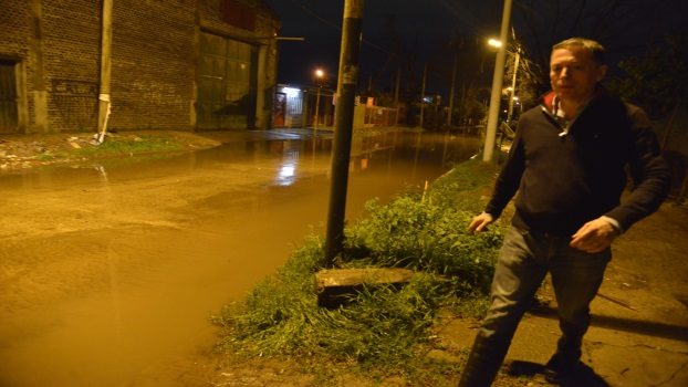 EE FERNANDO GRAY RECORRIÓ ZONAS AFECTADAS POR LA TORMENTA