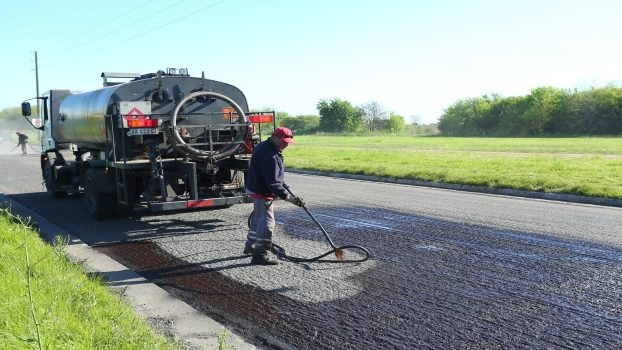 EE FERNANDO GRAY SUPERVISÓ AVANCE DE OBRAS DE REPAVIMENTACIÓN EN ACCESO CERVETTI 2