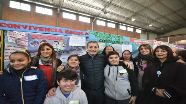 EE FG JUNTO A LA COMUNIDAD EDUCATIVA 2