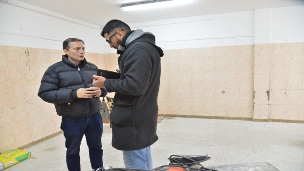 EE FG SUPERVISÓ RECONSTRUCCIÓN DE TECHO EN ESCUELA SECUNDARIA N° 16 2