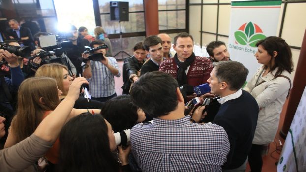EE GRAY HOMENAJEÓ A LA PRENSA