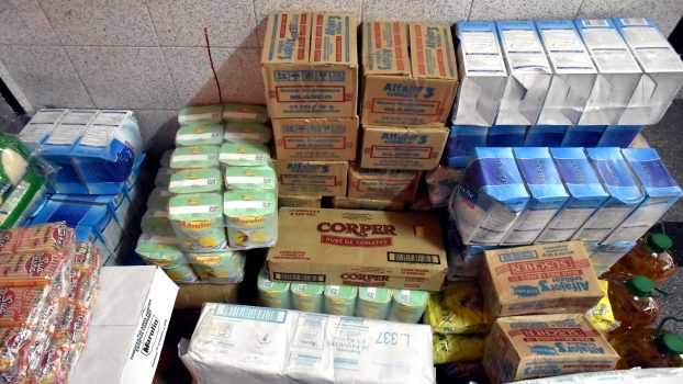 EE MUNICIPIO ENTREGÓ BOLSONES DE ALIMENTOS EN ESCUELA PRIMARIA N° 4 1