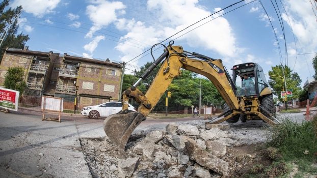 EE NUEVA OBRA DE BACHEO EN EL BARRIO COCA-COLA DE EL JAGÜEL 1