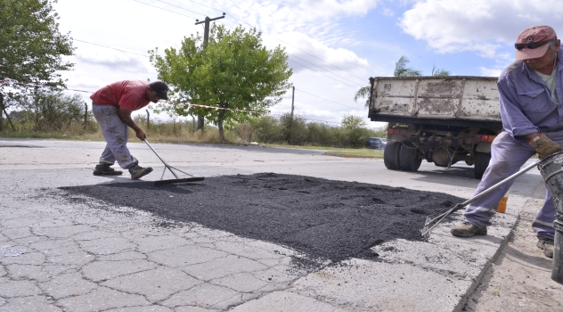 EE OBRAS DE BACHEO EN CANNING 1