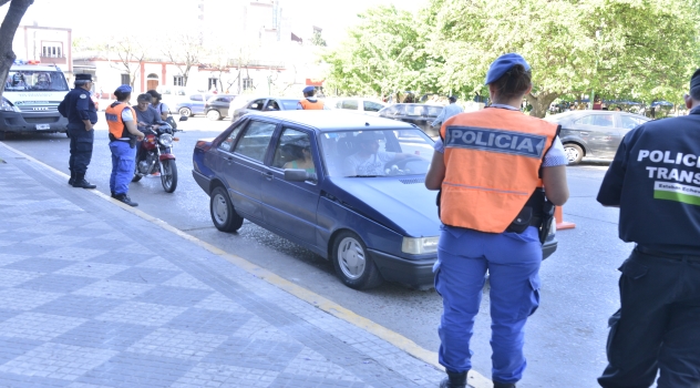 EE Operativos de tránsito 11 03