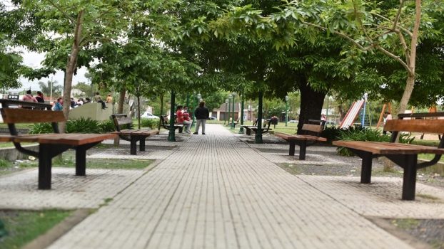 EE PUESTA EN VALOR DE MÁS DE 30 PLAZAS Y ESPACIOS VERDES DE TODO ESTEBAN ECHEVERRÍA 1