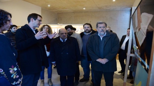 MGP- Arroyo visito la exposicion La Ruta de Darwin en el Museo Scaglia