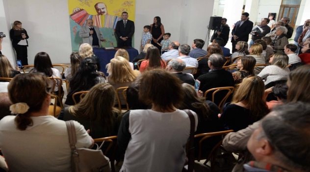 MGP- Carlos Arroyo tomo juramento al sec de Educacion Luis Distefano 01
