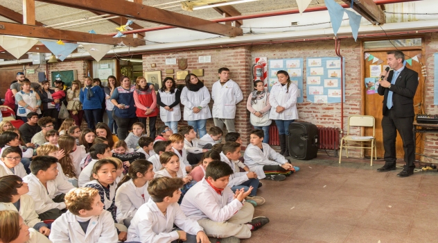 MGP - Distefano en Escuela Faro Norte 02