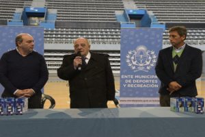 MGP - Entrega lámparas a clubes 1
