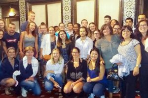 MGP - Estudiantes extranjeros con la Orquesta Municipal de Tango