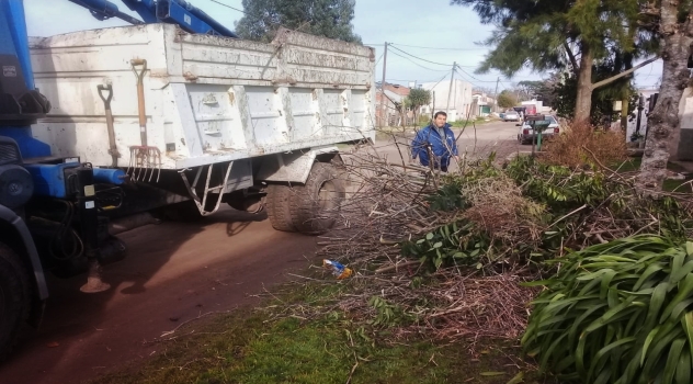 MGP La Delegación Municipal Batan articula tareas con el EMVIAL y OSSE