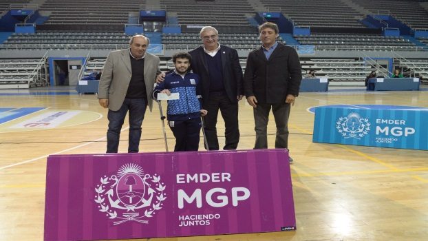 MGP - La Municipalidad entregó 270 becas deportivas 02
