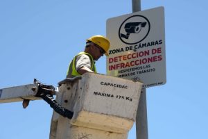 MGP - Multas a traves de las camaras del COM - Instalacion carteleria 2