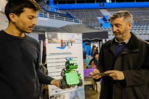 MGP - Másde 1500 estudiantes se informaron sobre la importante oferta decapacitaciones en oficios 01