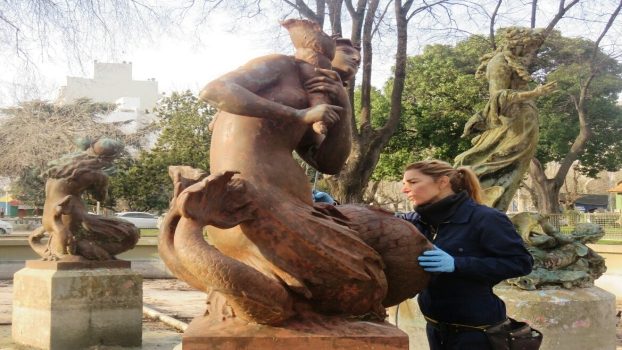 MGP - Restauracion de piezas escultoricas en Plaza Rocha