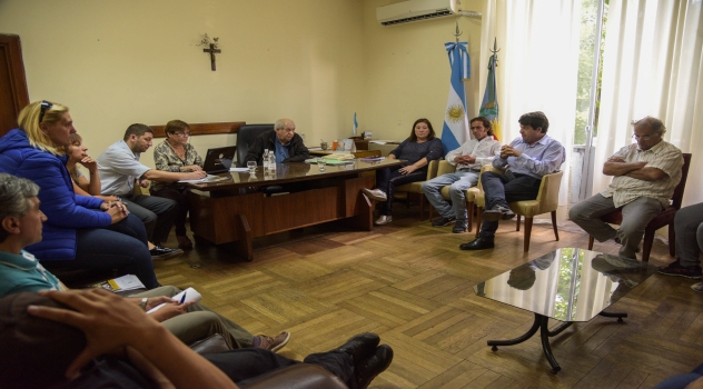MGP - Reunion con cooperativistas antes de levantar acampe