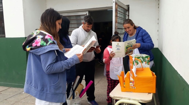 MGP SIEMBRA DE LIBROS EN MAR DEL PLATA