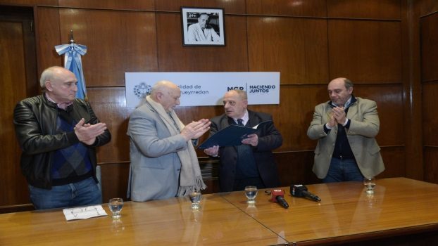 MGP - el intendente Arroyo reconoció la labor del club San Lorenzo 02